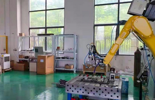 斯塔克機器人三維激光焊接